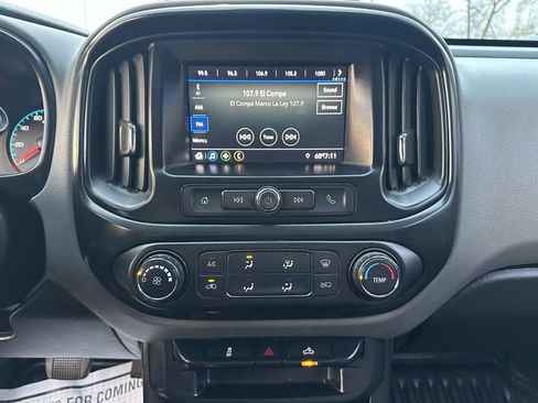 Used 2020 Chevrolet Colorado W/T image 21