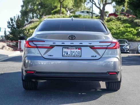 Used 2026 Toyota Camry XLE FWD image 7
