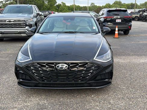Used 2023 Hyundai Sonata SEL w/ Cargo Package FWD image 2