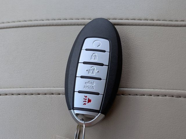 Used 2019 Nissan Rogue SL AWD/4WD image 29