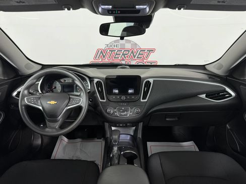 Used 2023 Chevrolet Malibu LS FWD image 11