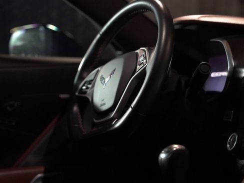 Used 2018 Chevrolet Corvette Z06 RWD image 34