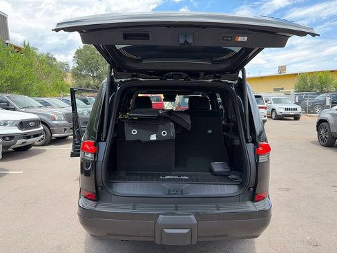 Used 2026 Lexus GX 550 w/ Accessory Package (2T) AWD/4WD image 19