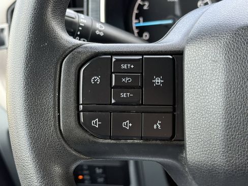 Used 2021 Ford F150 XLT AWD/4WD image 12