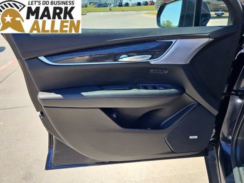 Used 2022 Cadillac XT5 Premium Luxury AWD/4WD image 21