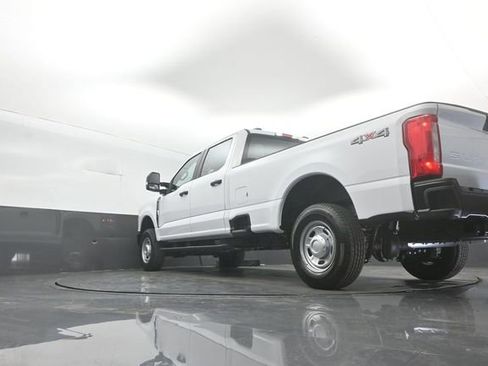New 2026 Ford F250 XL AWD/4WD image 37