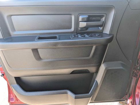 Used 2019 RAM 1500 Express w/ Wheel & Sound Group AWD/4WD image 17