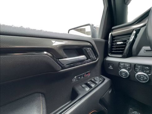 Used 2025 GMC Sierra 1500 AT4 AWD/4WD image 51