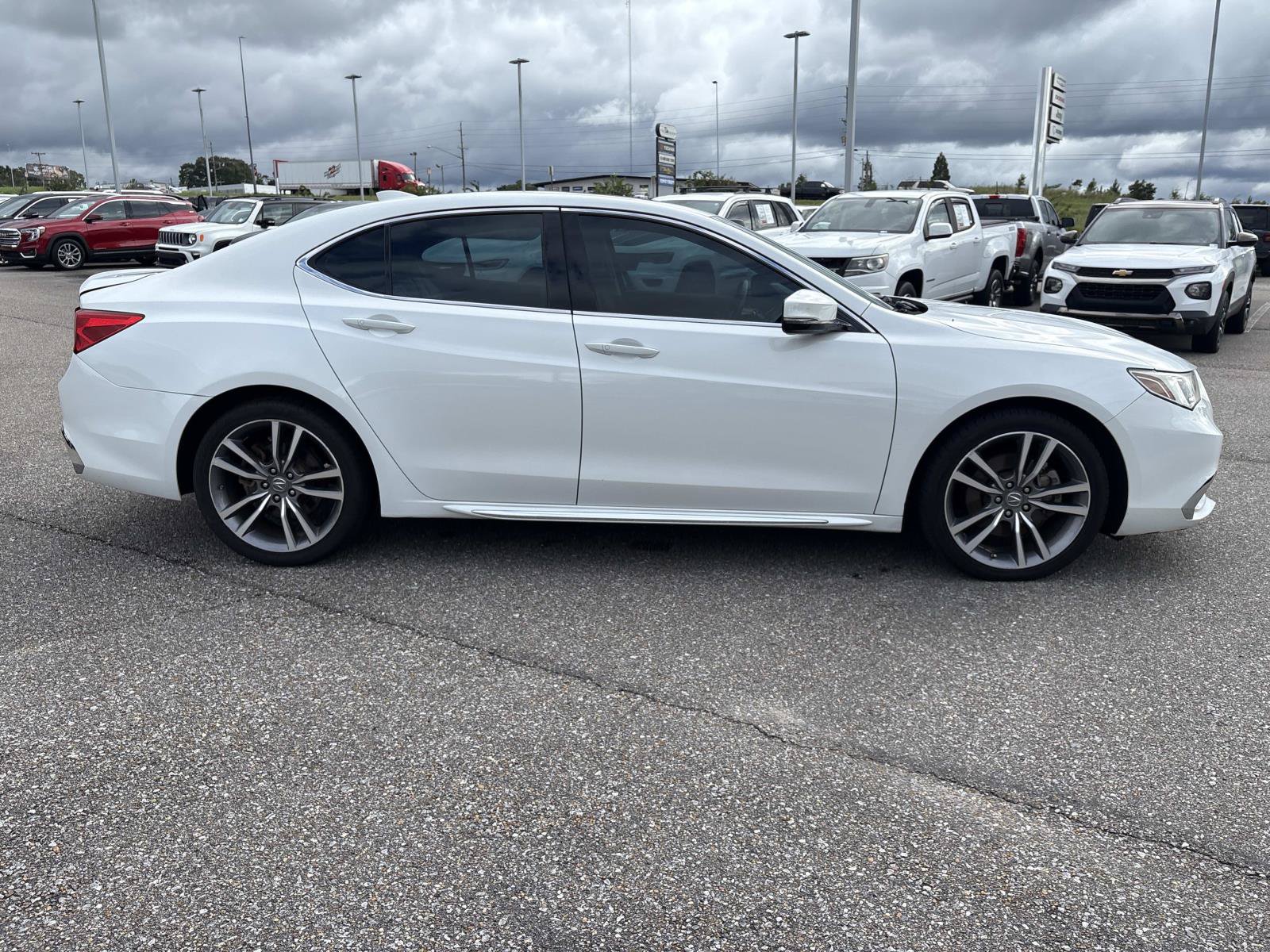 Used 2019 Acura TLX w/ Technology Package AWD/4WD image 4