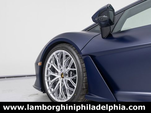Used 2025 Lamborghini Revuelto image 60