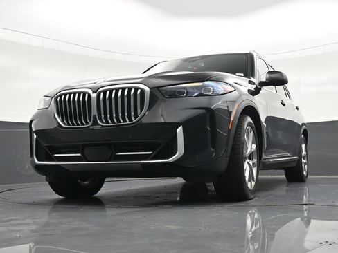 Used 2024 BMW X5 sDrive40i RWD image 32