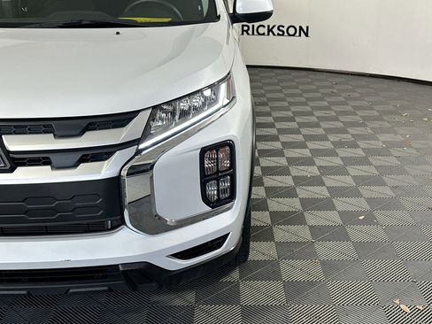 Used 2024 Mitsubishi Outlander Sport LE image 9