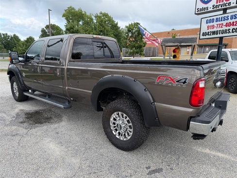 Used 2016 Ford F350 Lariat w/ Chrome Package AWD/4WD image 3