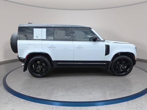 Certified 2023 Land Rover Defender 110 V8 AWD/4WD image 5
