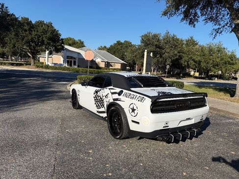 Used 2019 Dodge Challenger R/T Scat Pack image 11