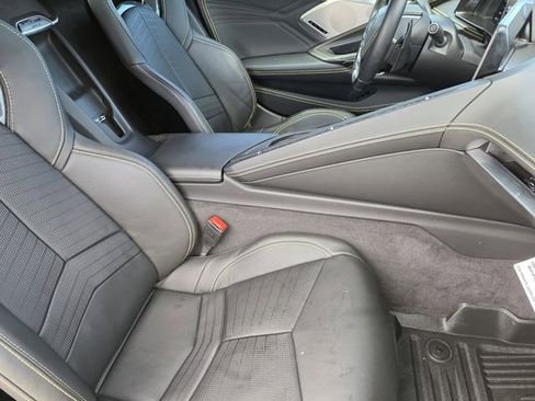 Used 2023 Chevrolet Corvette Z06 w/ Z07 Performance Package image 12