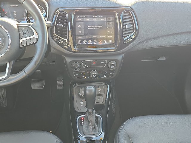 Used 2018 Jeep Compass Limited w/ Safe & Security Group AWD/4WD image 33