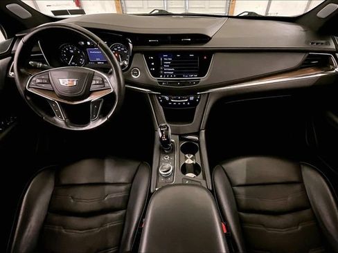 Used 2020 Cadillac XT5 Premium Luxury w/ Platinum Package AWD/4WD image 14