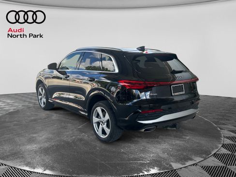 Used 2025 Audi Q5 Premium Plus AWD/4WD image 3