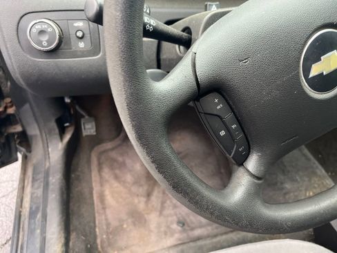 Used 2010 Chevrolet Impala LS image 11