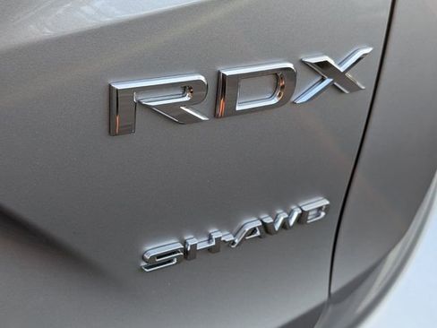New 2026 Acura RDX SH-AWD image 8