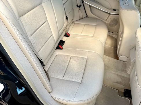 Used 2015 Mercedes-Benz E 350 4MATIC Sedan image 13