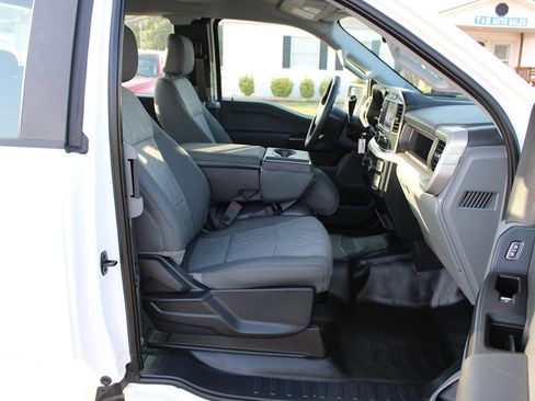 Used 2022 Ford F150 XL w/ Equipment Group 101A High AWD/4WD image 19