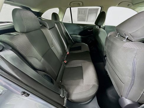 Used 2022 Subaru Outback Premium image 33