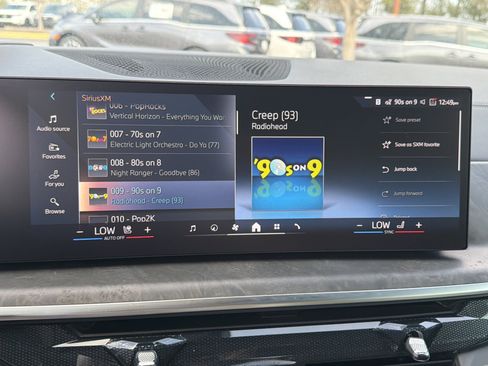 New 2026 BMW X5 sDrive40i image 4