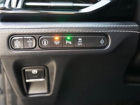 Used 2023 Acura MDX SH-AWD w/ Advance Package image 21