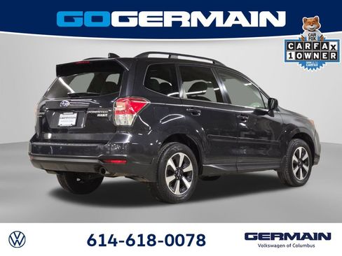 Used 2017 Subaru Forester 2.5i Limited image 9