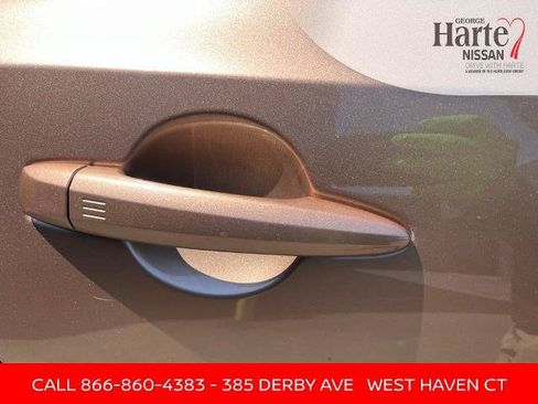 Certified 2023 Nissan Ariya FWD image 15
