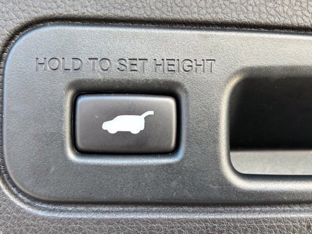 Used 2024 Honda Pilot Elite image 7