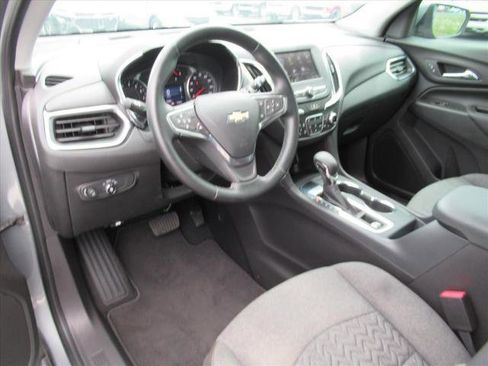Certified 2024 Chevrolet Equinox LT FWD image 14