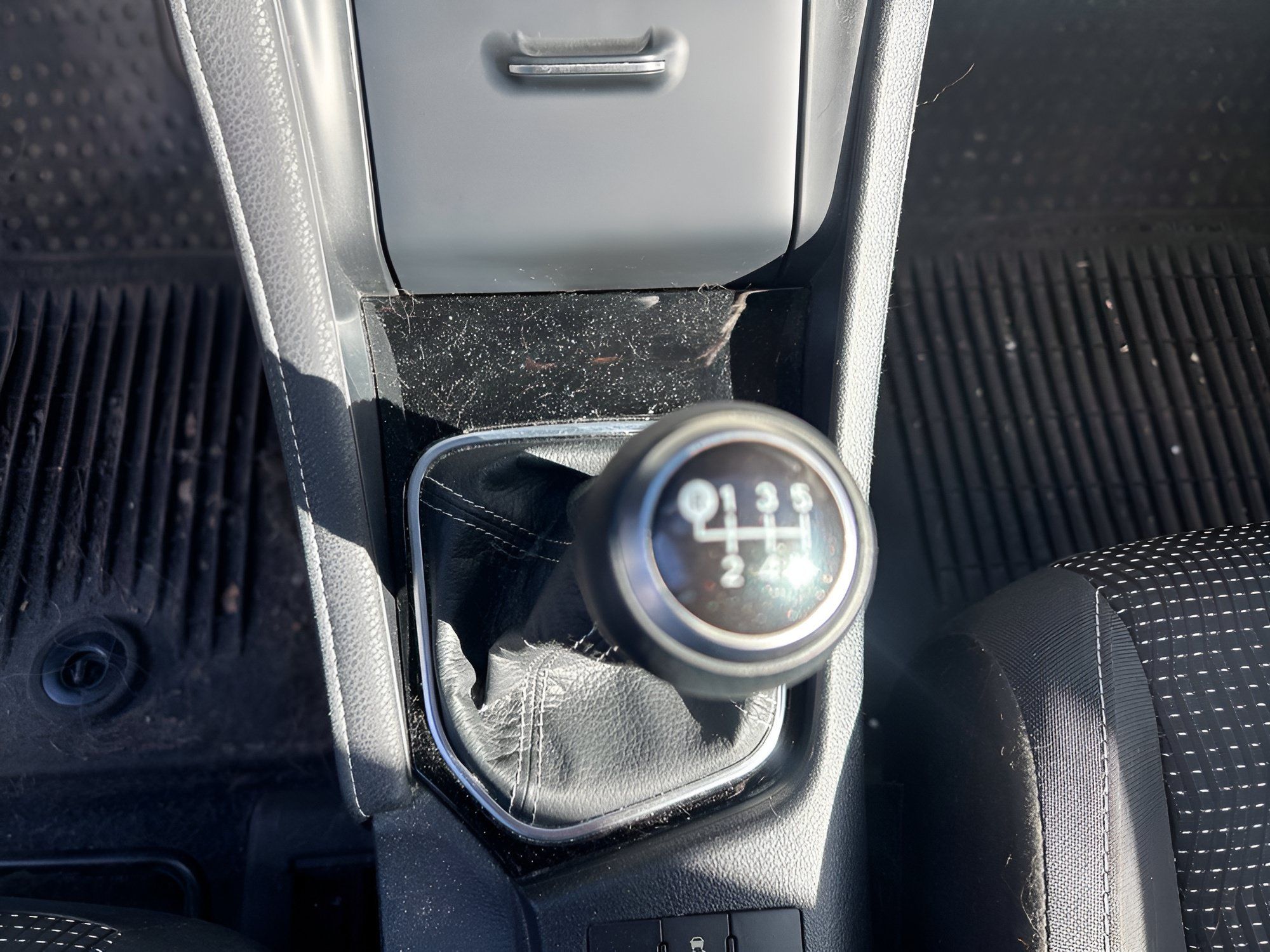 Used 2018 Toyota Corolla iM w/ All-Weather Mat Package FWD image 26