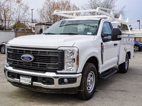 New 2024 Ford F250 XL w/ XL Chrome Package image 3