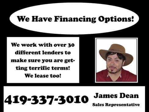 Used 2023 Chevrolet Traverse LT image 44