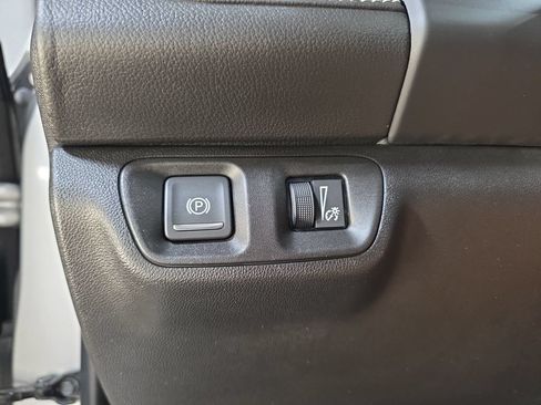 Used 2019 GMC Acadia SLE AWD/4WD image 23