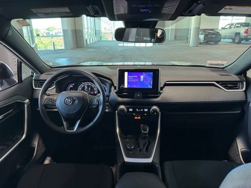 Used 2024 Toyota RAV4 SE AWD/4WD image 34