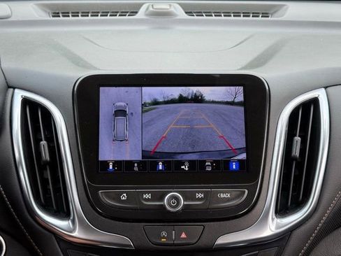 Used 2022 Chevrolet Equinox Premier image 31