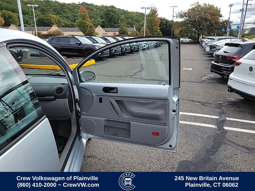 Used 2008 Volkswagen Beetle S FWD image 47
