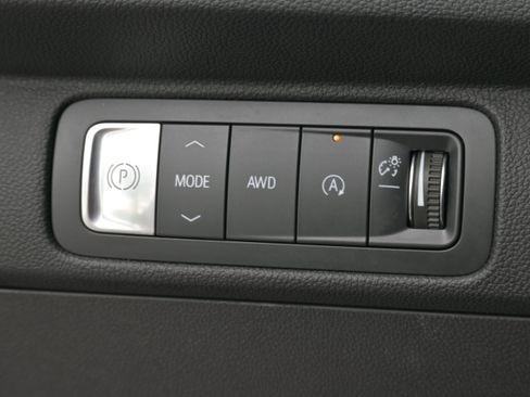 Used 2024 Chevrolet Traverse RS AWD/4WD image 26