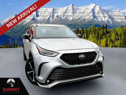 Used 2022 Toyota Highlander XSE