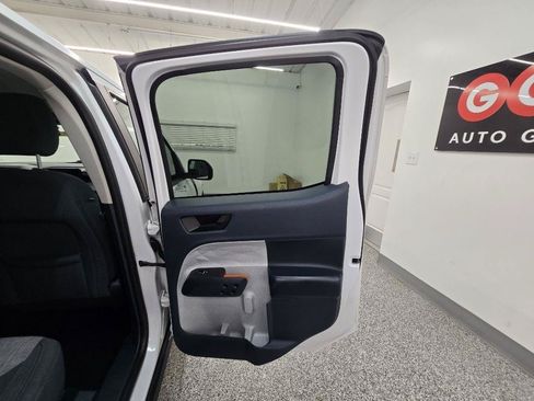 Used 2022 Ford Maverick XLT FWD image 28