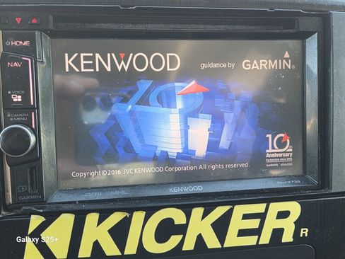 Used 2014 Nissan Titan SV w/ SV Value Truck Package image 27