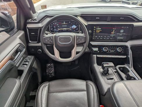 Used 2024 GMC Sierra 1500 Denali w/ Technology Package image 19
