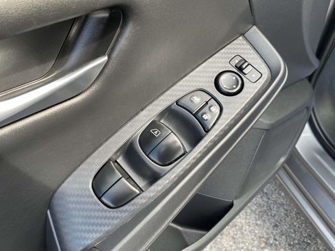 Used 2024 Nissan Sentra SV image 12
