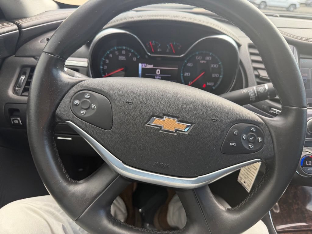 Used 2014 Chevrolet Impala LT w/ Convenience Package FWD image 15