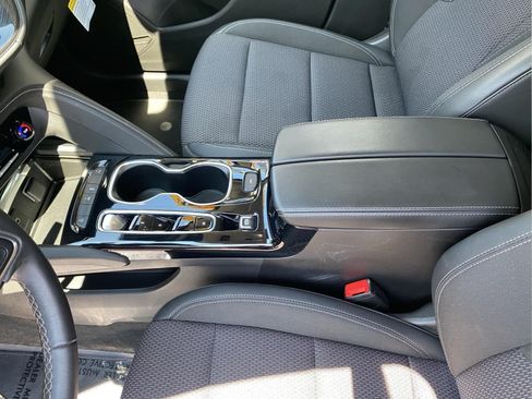 Certified 2023 Buick Envision Preferred FWD image 16