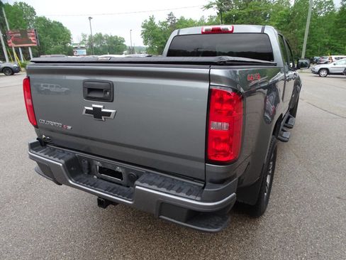 Used 2019 Chevrolet Colorado 4x4 Crew Cab w/ WT Convenience Package image 8
